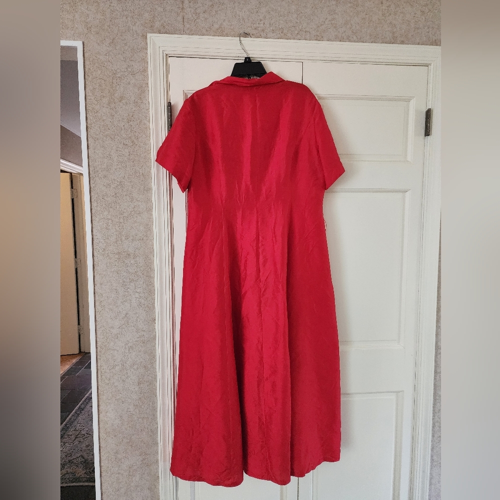NWT.Newport News Red Mandarin Collar Maxi Dress.Size 20 Pit To Pit 22" - Picture 7 of 7